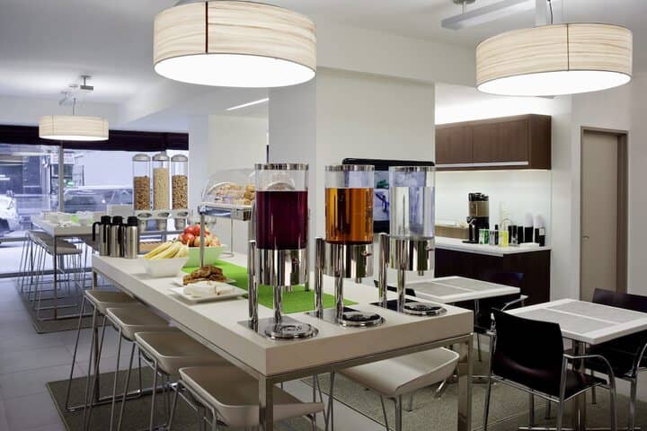 Breakfast area